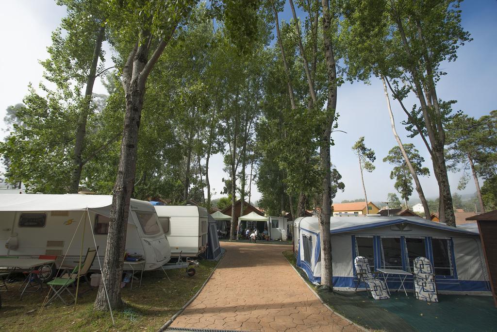 Camping Cachadelos 호텔 산신소 외부 사진