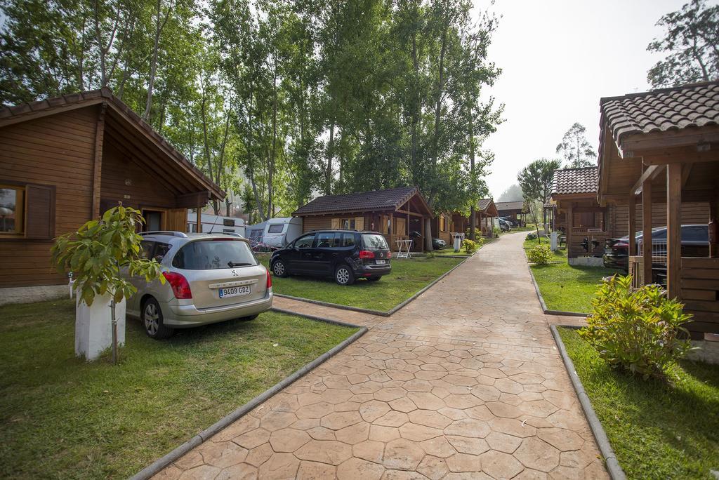 Camping Cachadelos 호텔 산신소 외부 사진